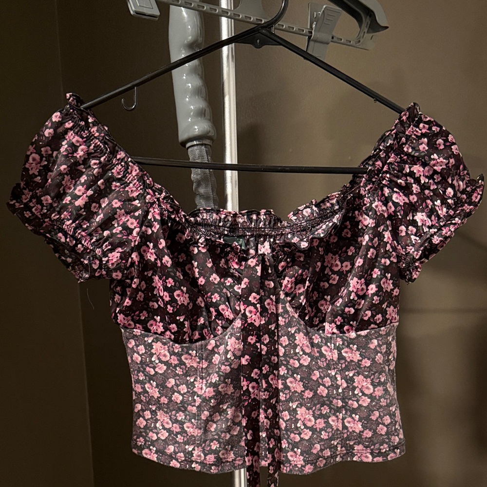 Wild Fable Black and Pink Floral Blouse